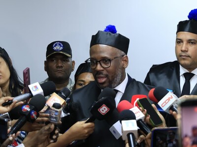 Camacho crítica recusación contra jueza en caso de fiscal