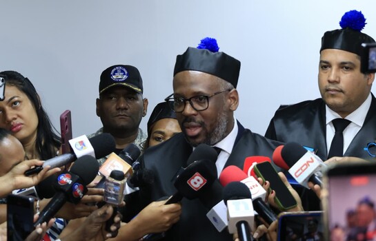 Camacho califica de absurda la recusaci&oacute;n contra la jueza en caso de fiscal acusado de soborno