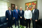 PLD se reúne con delegación del Gobierno para analizar impacto de crisis en Medio Oriente