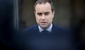 Francia anuncia medidas para reducir su dependencia al gas y petr&oacute;leo por guerra en Medio Oriente