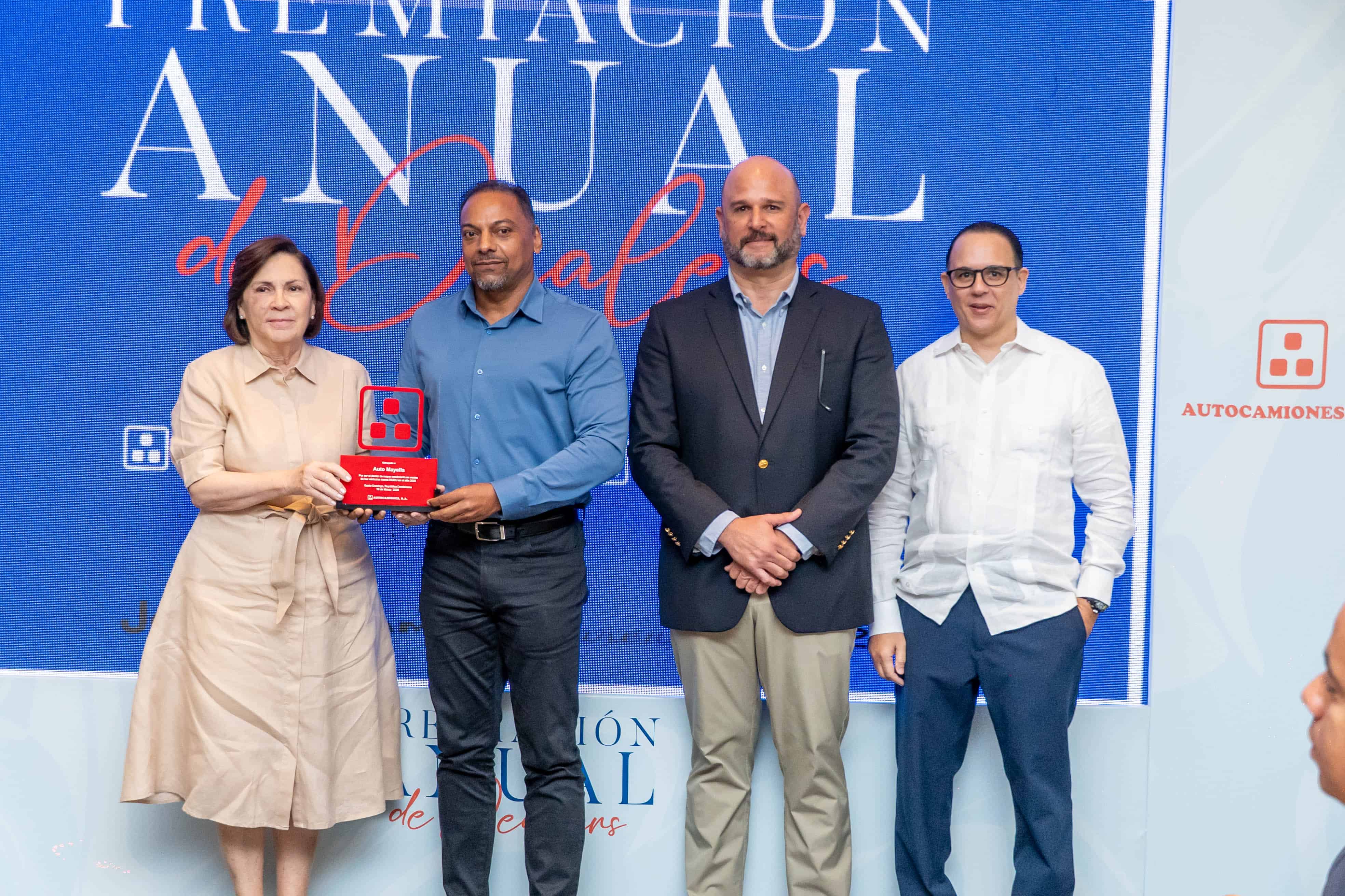 Georgia Anne Reid, José Hurtado, Eduardo Felix y Franklin Pla