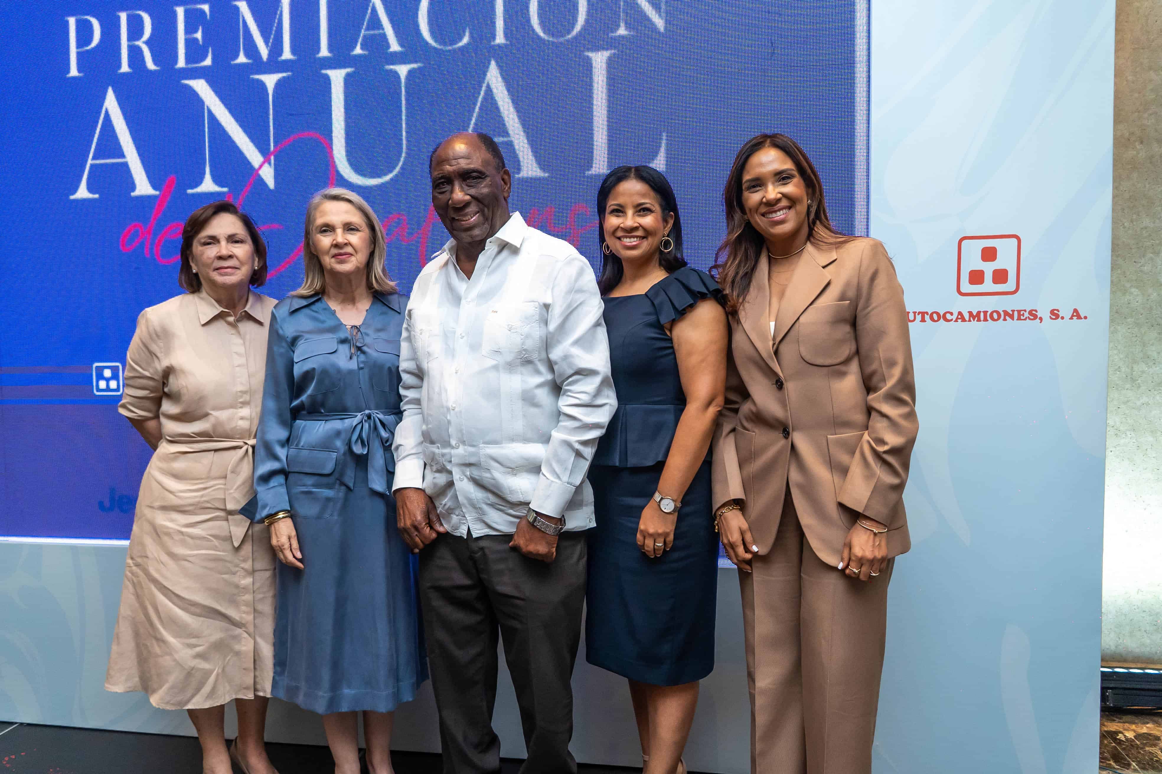 Georgia Anne Reid, Clara Reid de Frankenberg, José Cepín, Milvia Cepín y Freman Cepín.