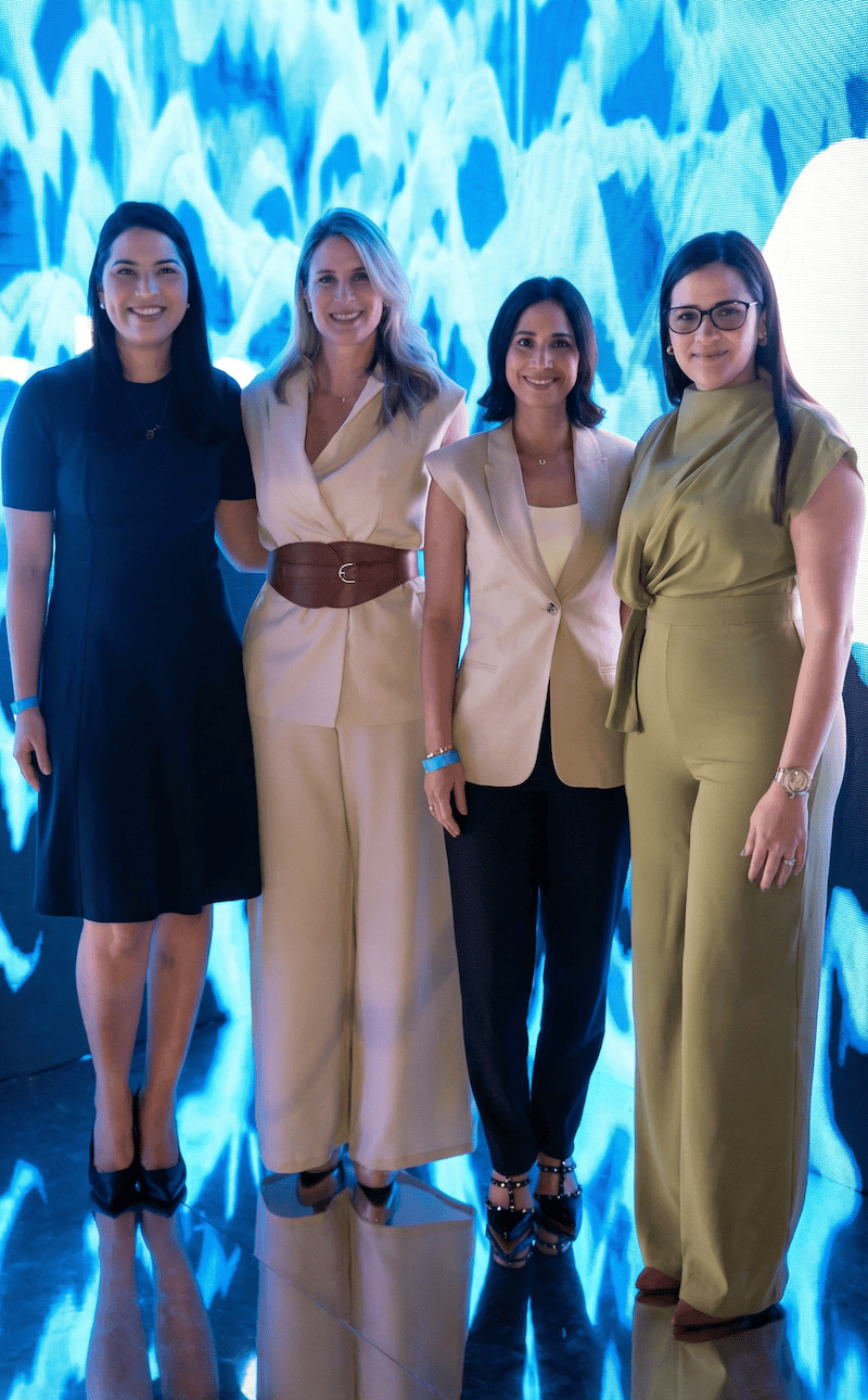 Helen Schneider, Geraldine Rahn, Laura N&uacute;&ntilde;ez y Dahiana Diaz.