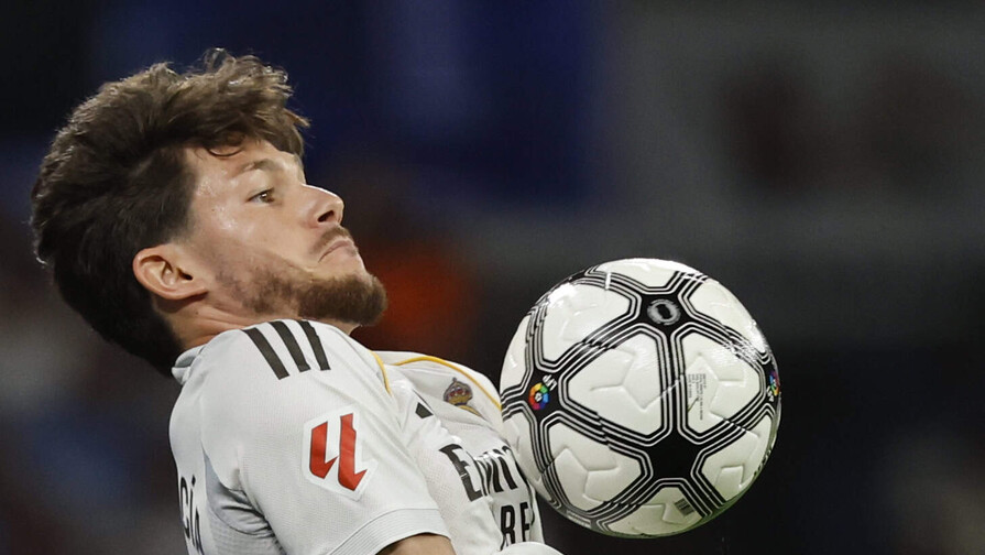 LaLiga se vuelve retro: empieza la jornada con equipaciones homenaje a la historia