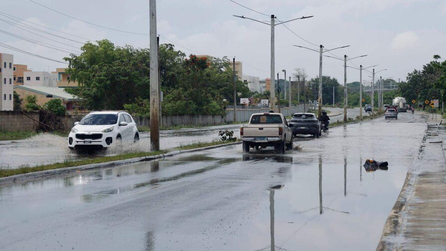 El Distrito Nacional y 15 provincias est&aacute;n en alerta amarilla por aguaceros