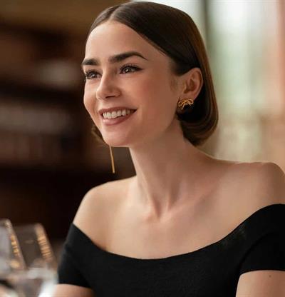 Emily in Paris prepara la sexta temporada en Grecia y M&oacute;naco, seg&uacute;n Variety