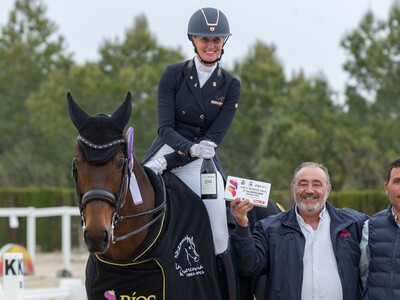 La dominicana Yvonne Losos gana Concurso Internacional de Murcia