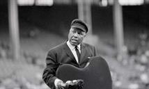 Emmett Ashford primer &aacute;rbitro negro en ponchar un blanco