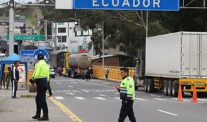 Preocupaci&oacute;n y p&eacute;rdidas gigantes en frontera Ecuador-Colombia tras subida de aranceles