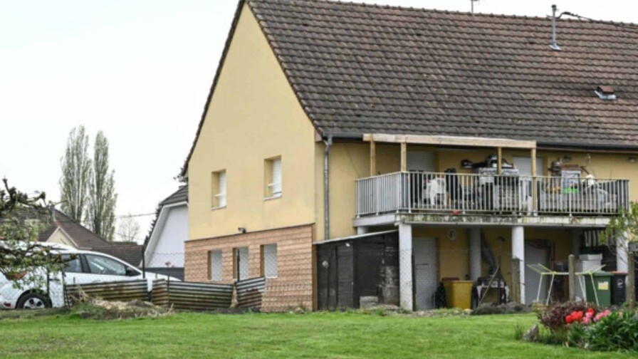 Rescatan en Francia a niño de nueve años encerrado en una furgoneta durante más de un año