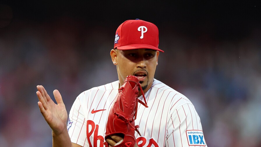 Schwarber y Harper impulsan a Filis con jonrones consecutivos ante Diamondbacks: Jhoan Durán salva