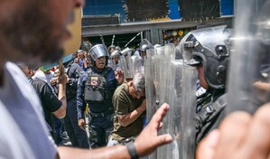 Liberan en Venezuela a los cinco detenidos en marcha por mejoras salariales