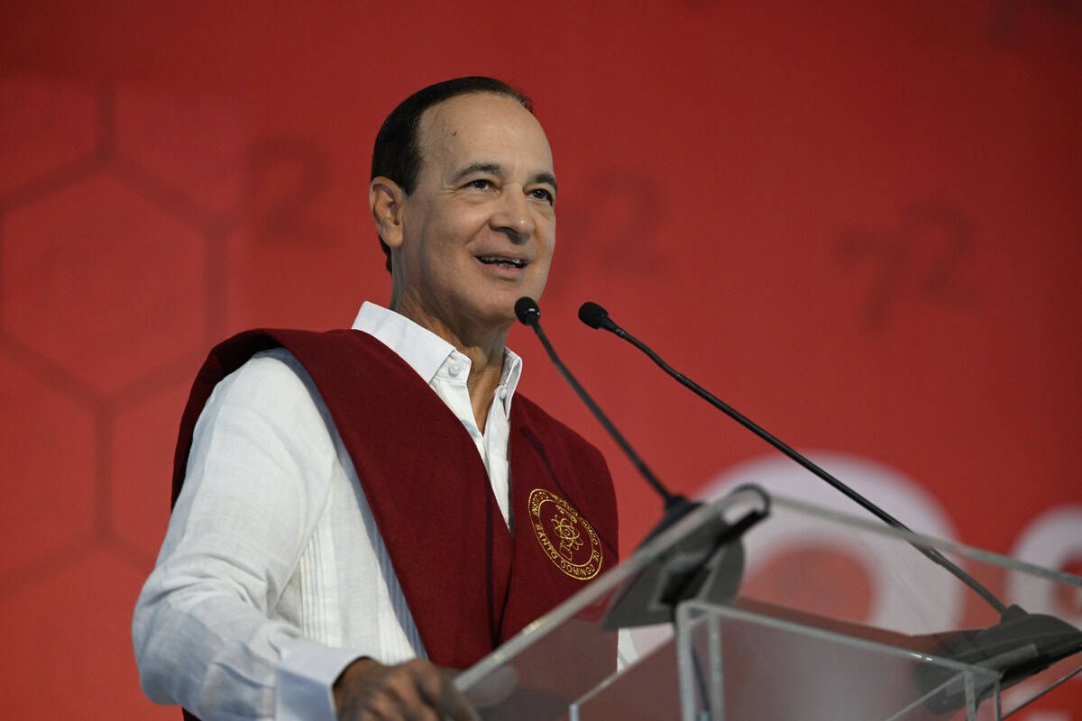 Rector del Instituto Tecnológico de Santo Domingo (INTEC), Arturo Del Villar.