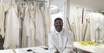 El figurinista dominicano Emilio Sosa: Soy 90 % psic&oacute;logo con los actores y un 10 % arte