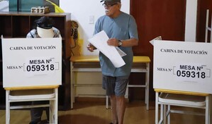 Fiscal&iacute;a de Per&uacute; investiga Oficina Nacional Electoral tras retraso en apertura de locales