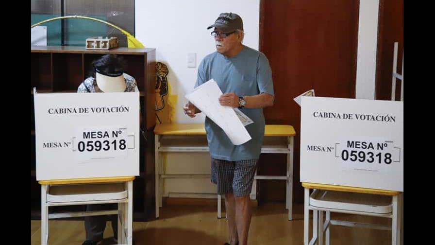 Fiscalía de Perú investiga Oficina Nacional Electoral tras retraso en apertura de locales Fiscalía de Perú investiga Oficina Nacional Electoral tras retraso en apertura de locales