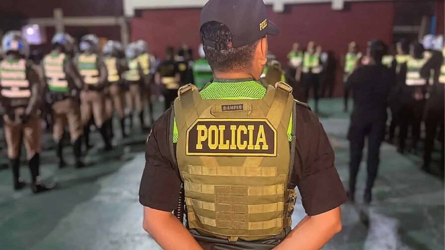 Policía de Perú despliega operativos para garantizar la Ley Seca por elecciones