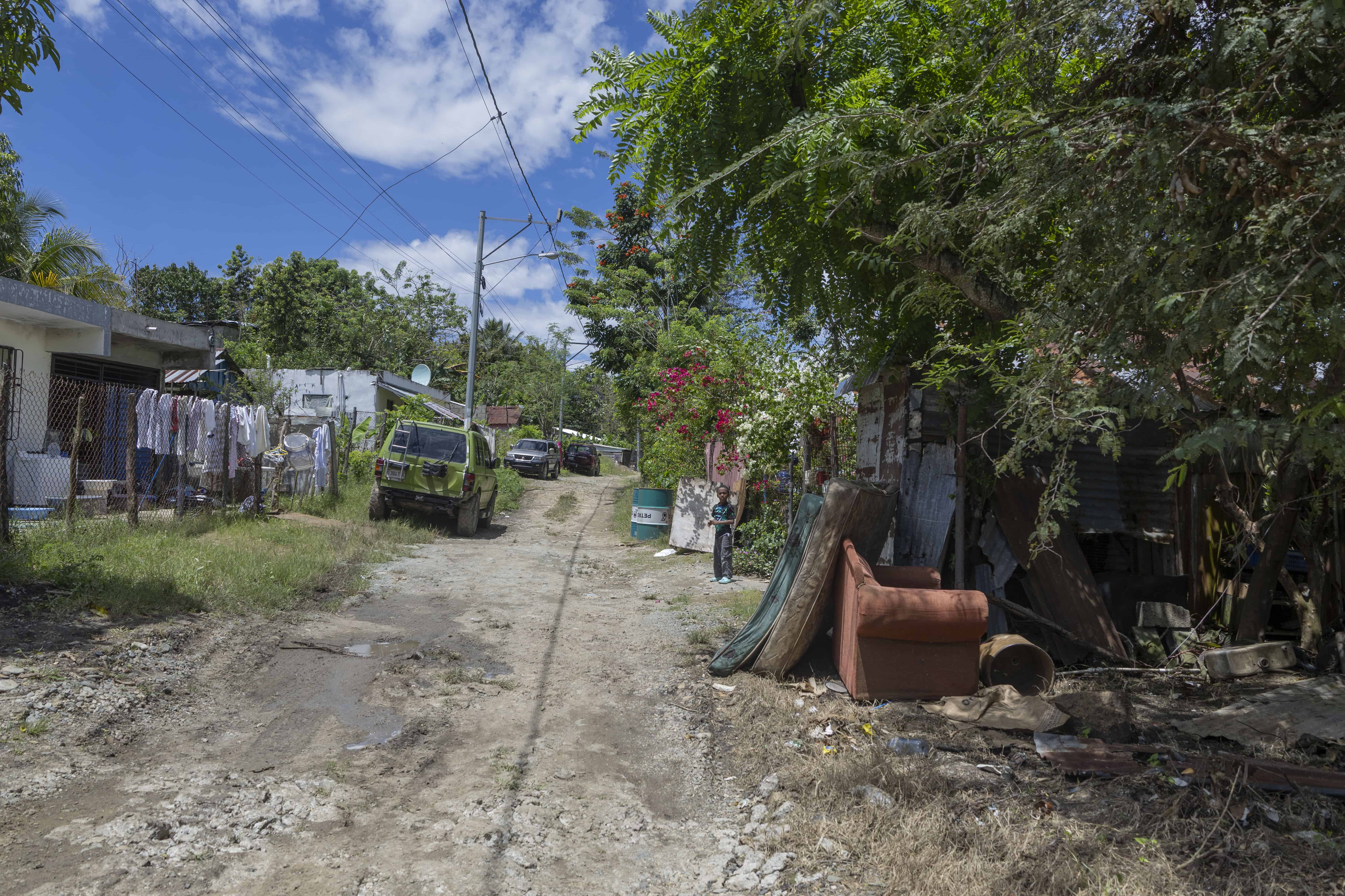 Una calle de Brisas de Lebr&oacute;n