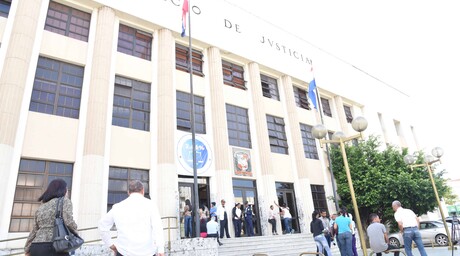 Condenan a 30 a&ntilde;os de prisi&oacute;n a dos de cinco acusados de asesinar hombre en Ensanche La Fe