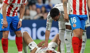 Mbapp&eacute; regresa a los entrenamientos con un ap&oacute;sito en la ceja