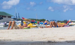 La llegada de visitantes a RD en Semana Santa crece 21.2 % este a&ntilde;o