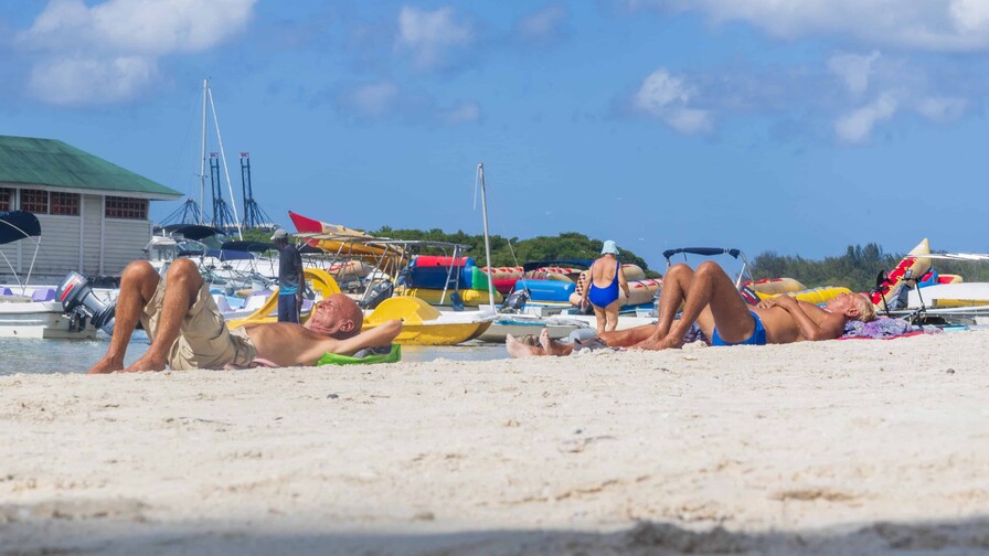 La llegada de visitantes a RD en Semana Santa crece 21.2 % este año La llegada de visitantes a RD en Semana Santa crece 21.2 % este año