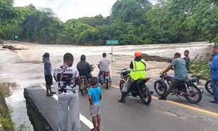 Fuertes lluvias provocan desbordamiento de r&iacute;os en El Seibo y dejan comunidades incomunicadas