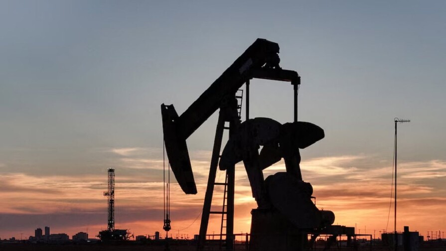 Los futuros del petróleo de Texas superan 104 dólares ante el bloqueo de EE.UU. a Ormuz Los futuros del petróleo de Texas superan 104 dólares ante el bloqueo de EE.UU. a Ormuz