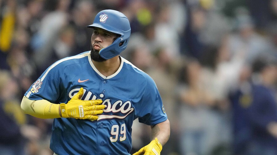 VIDEO | Gary Sánchez pega doble y jonrón pero Milwaukee es barrido por los Padres VIDEO | Gary Sánchez pega doble y jonrón pero Milwaukee es barrido por los Padres
