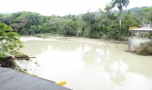 Permanece desaparecido ni&ntilde;o de tres a&ntilde;os tras ser arrastrado por crecida de r&iacute;o en Puerto Plata