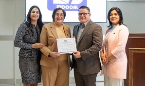 OdontoDom recibe certificaci&oacute;n de turismo dental del Indocal