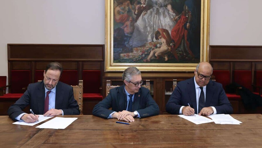 Acuerdan convenio para impartir cursos a derecho en responsabilidad penal