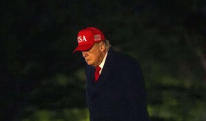 Trump amenaza con eliminar inmediatamente buques iran&iacute;es que se salten bloqueo en Ormuz