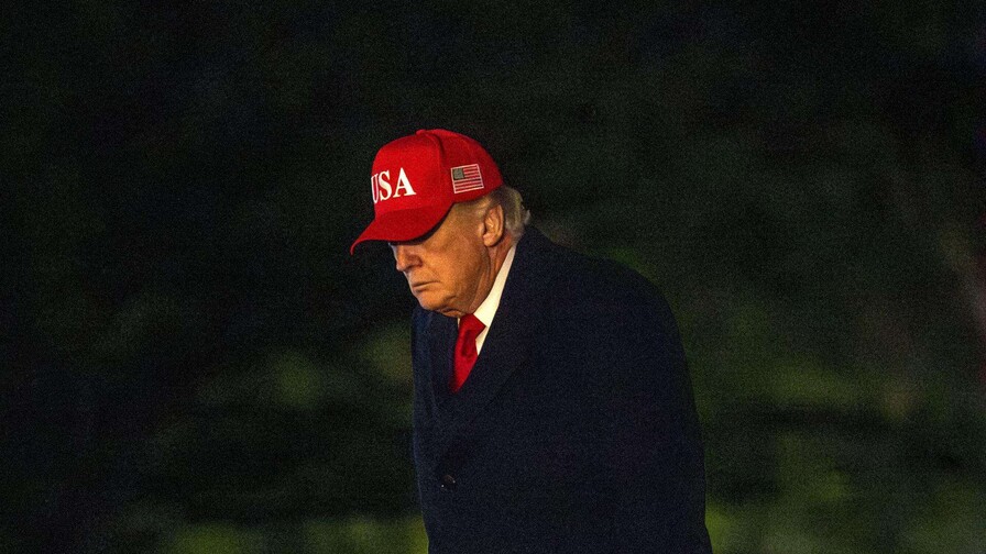 Trump amenaza con eliminar inmediatamente buques iraníes que se salten bloqueo en Ormuz