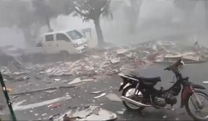 Cae cornisa del edificio Malecon Center