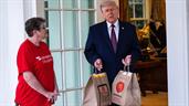 Repartidora que llev&oacute; pedido de McDonald&acute;s a Trump costea tratamiento de su esposo