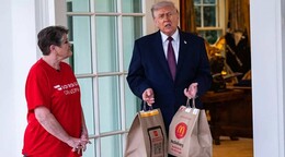 La repartidora que llev&oacute; McDonalds a Trump, una abuela paga el tratamiento de su marido
