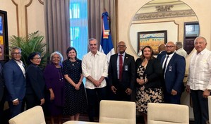 El presidente se re&uacute;ne con el CMD y reafirma compromiso con mejoras laborales para los m&eacute;dicos