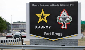 Excontratista militar acusada de filtrar informaci&oacute;n clasificada cumplir&aacute; arresto domiciliario