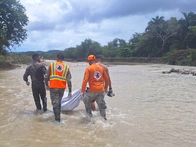 Cadáveres son hallados en ríos tras ser arrastrados en inundaciones
