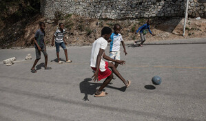 Hait&iacute;, un pa&iacute;s devastado cuyo coraz&oacute;n late al ritmo del f&uacute;tbol