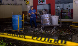 Malec&oacute;n Center aclara que elemento que cay&oacute; de edificio por lluvias no afect&oacute; su estructura