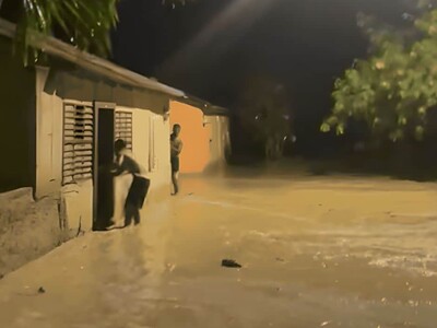 Inundaciones en El Estero por desbordamiento del río El Manguito