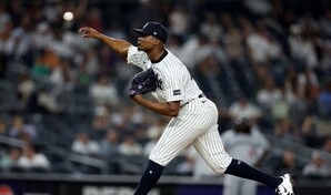 Los Yankees suben al dominicano Yerry De Los Santos para reforzar su bullpen