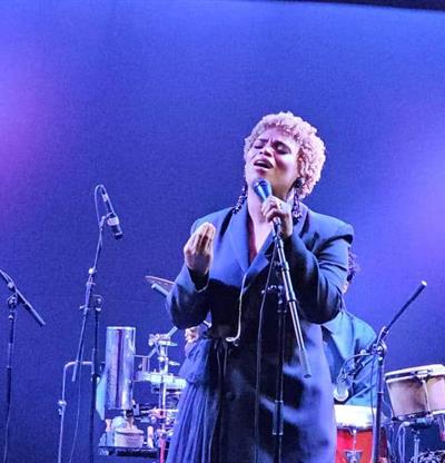 Nairoby Duarte anuncia su esperado concierto Amarillo