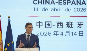 España desafía la tendencia y aprueba una regularización extraordinaria de migrantes