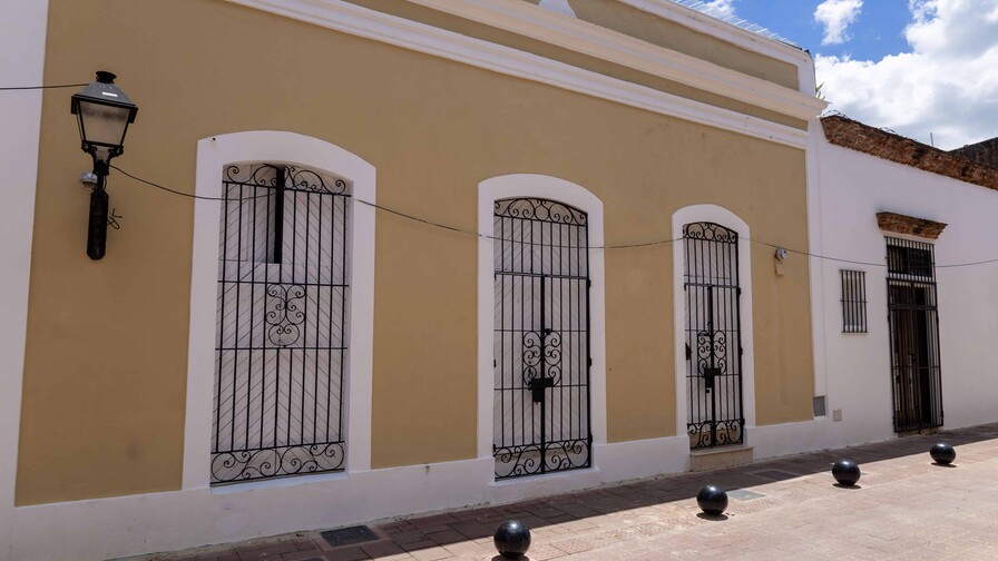 Restauran fachadas y modernizan calles con apoyo del BID en Ciudad Colonial Restauran fachadas y modernizan calles con apoyo del BID en Ciudad Colonial