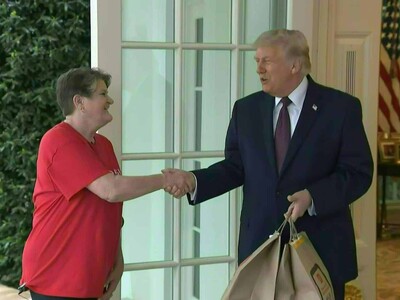 Rueda de prensa de Trump, de McDonald's a el Papa