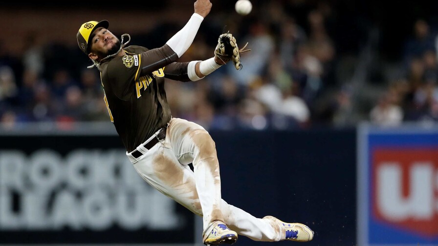 Fernando Tatis Jr. prueba versatilidad con su regreso al cuadro Fernando Tatis Jr. prueba versatilidad con su regreso al cuadro