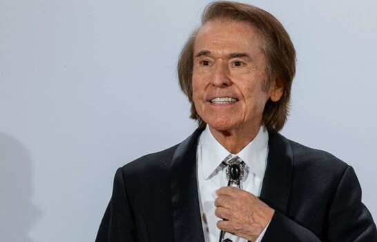 La C&aacute;mara de Diputados dominicana reconoce a Raphael por su extraordinaria trayectoria